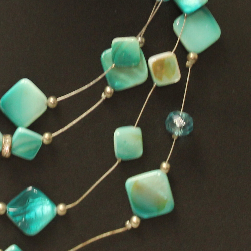 Multiple Strand Silver Tone Necklace Wire 4 Strand Mermaidcore Seafoam Glass - Picture 4 of 4